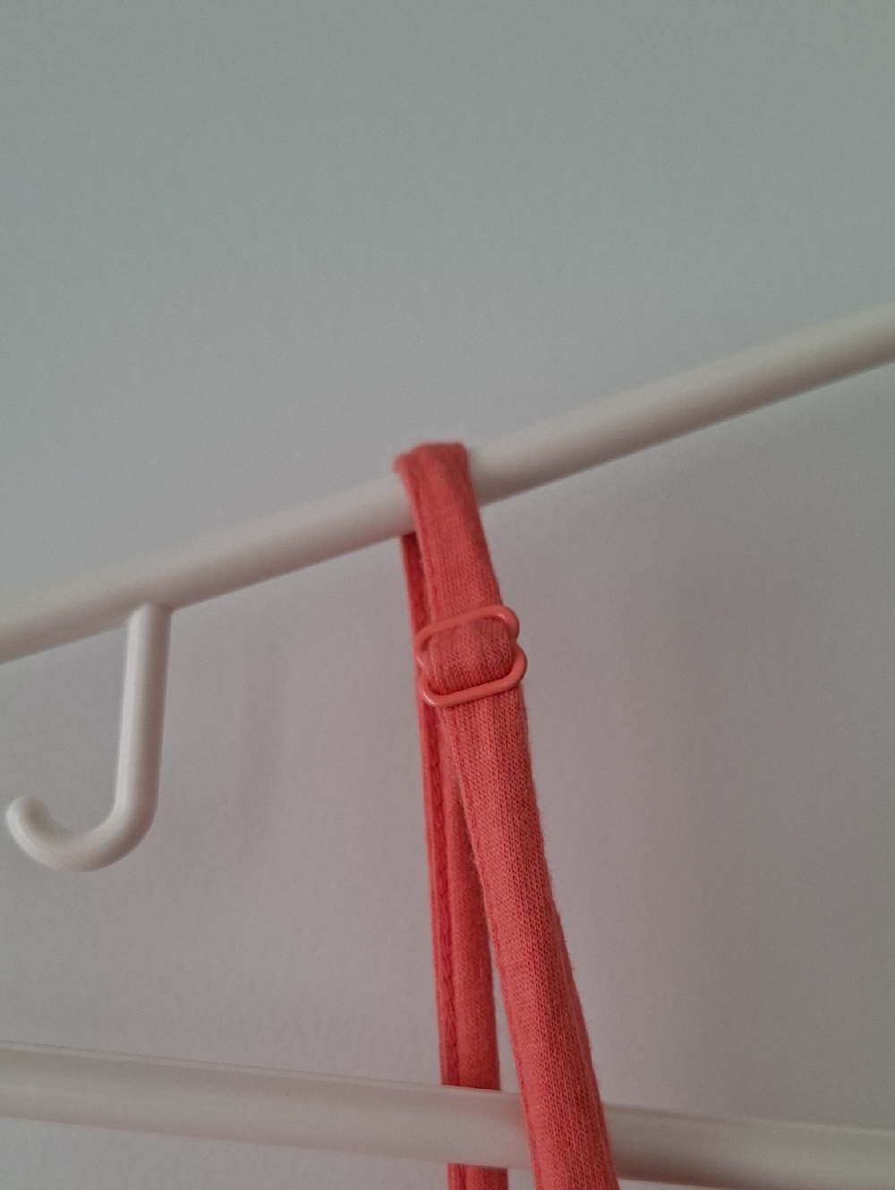 Old Navy Coral Tiered Spaghetti-Strap Dress size Small - Picture 6 of 7